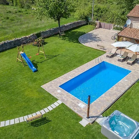 Casa Carbonera Vakantiehuis Marčana