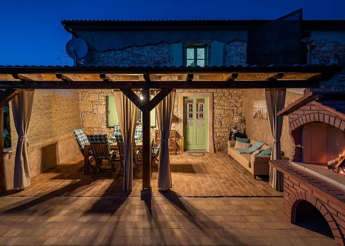 Casa Carbonera